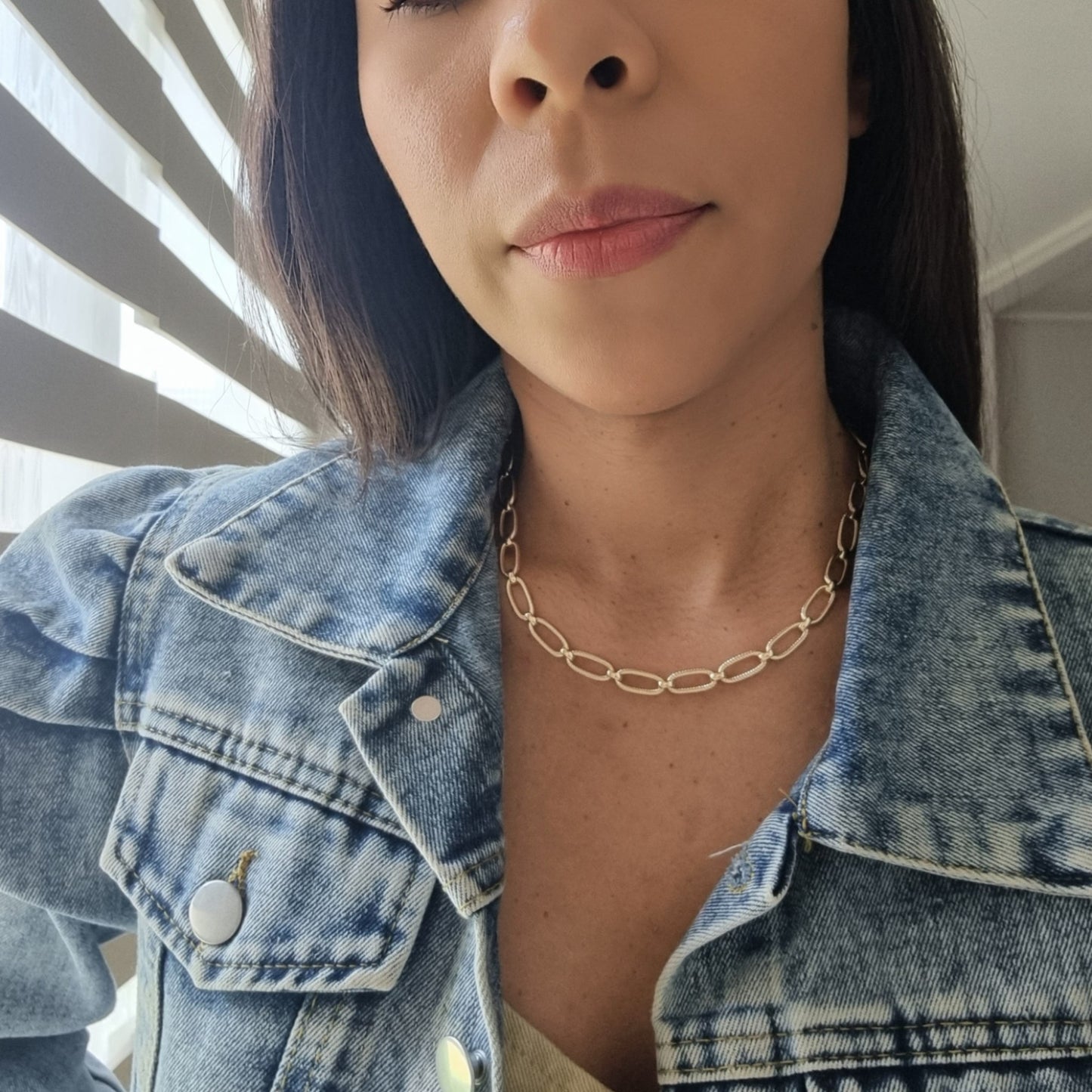 COLLAR ADELA ENCHAPADO EN ORO