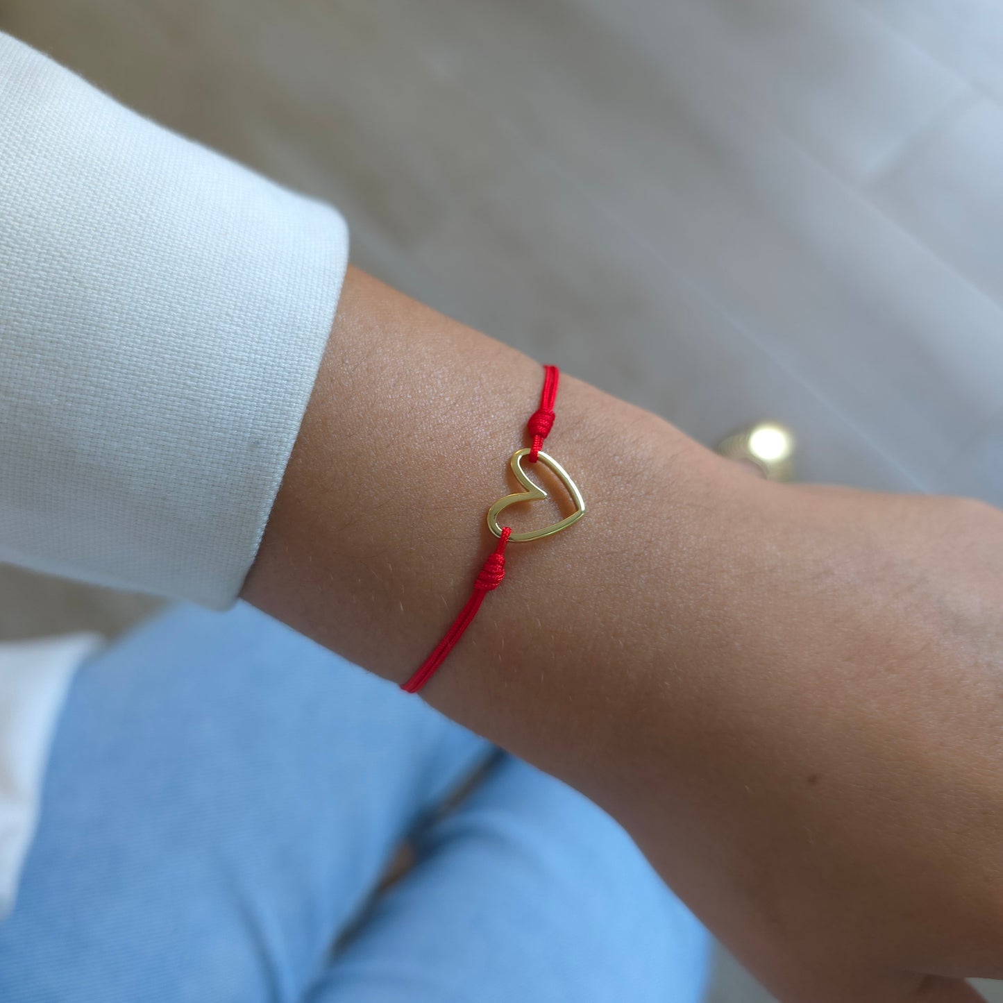 Pulsera Hilo Rojo Corazón Oro 18K Ajustable