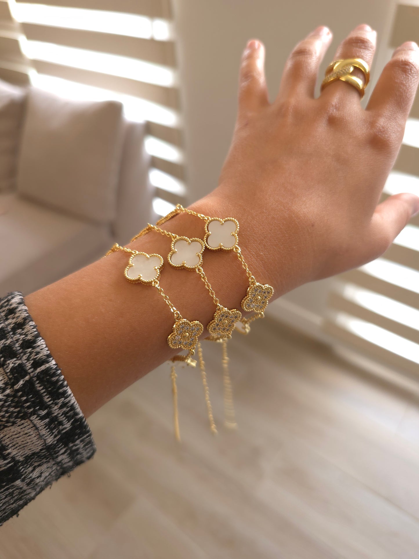 PULSERA TRÉBOL BAÑO DE ORO