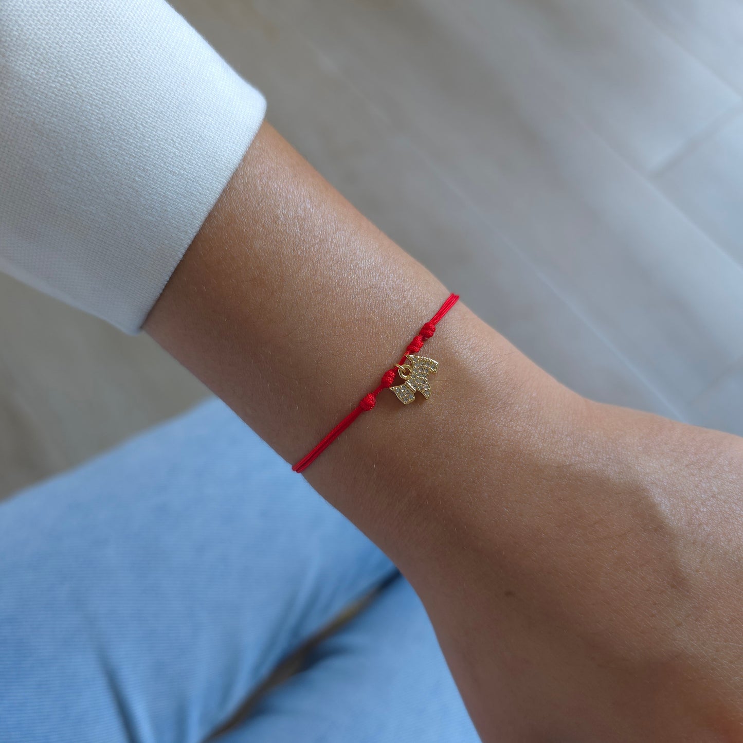 Pulsera Hilo Rojo Perrito Oro 18K Ajustable 🐾✨
